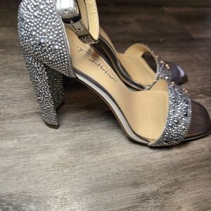 Betsey Johnson SB-RINA Silver Women’s Size 7.5m New‎ with original open …